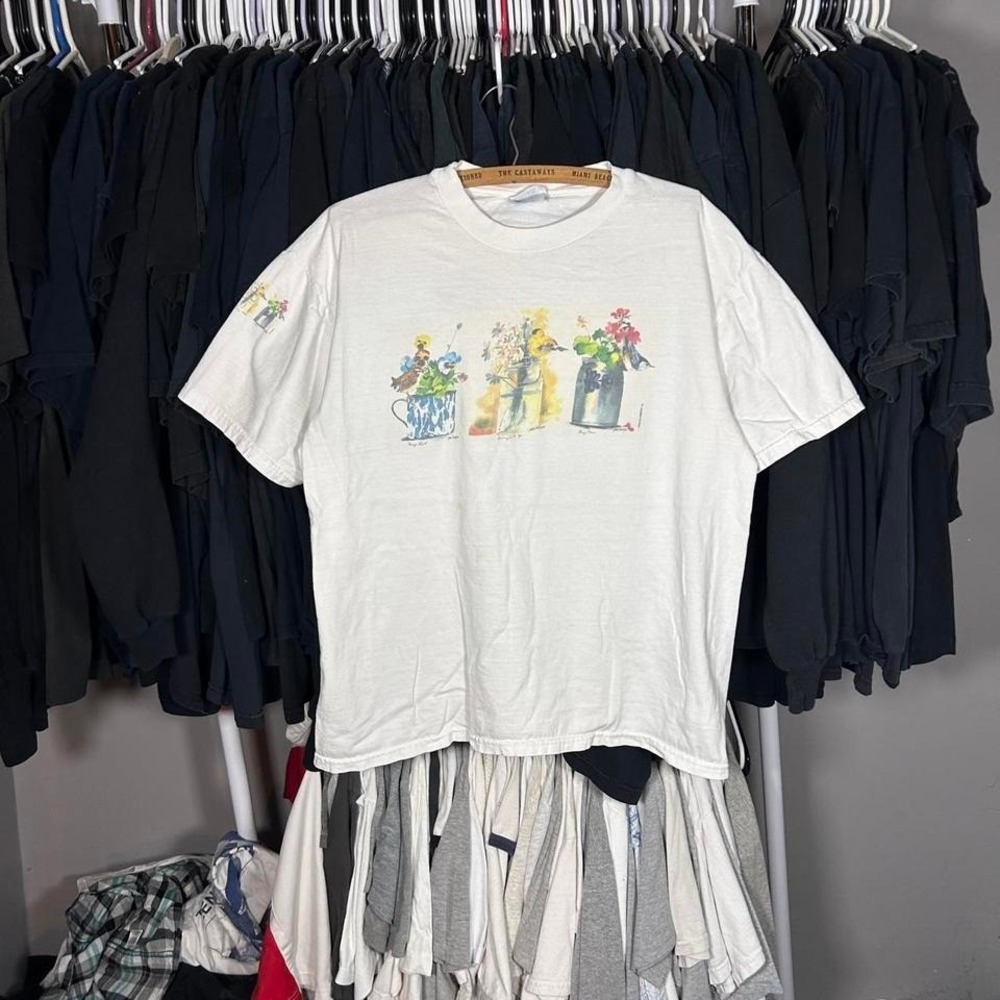 Vintage rare grail box logo art tee sleeve hit graphic tee Size Boxy L